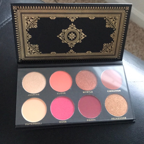 ACE BEAUTĒ GRANDIOSE PALETTE